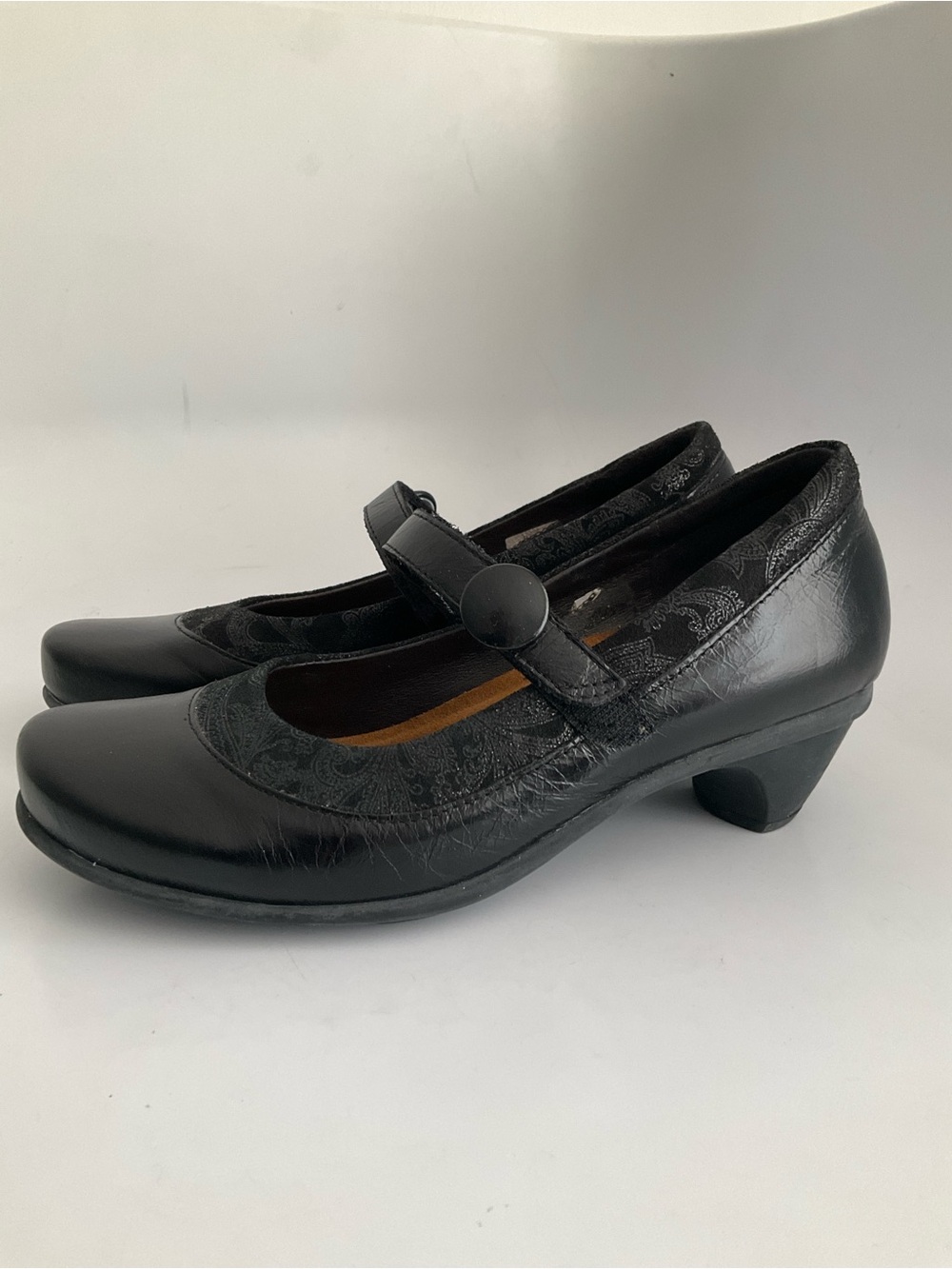 Naot Black Leather Mary Jane Heeled Pumps Comfort Shoes Sz 37 - Picture 5 of 10
